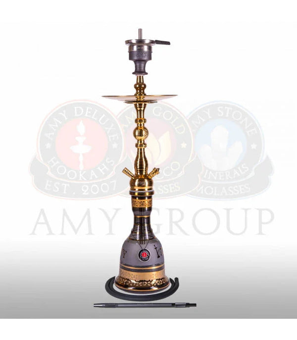 Amy Deluxe 088.01 Kura Goud waterpijp 79 cm messing rookzuil en glazen vaas volledig aanzicht