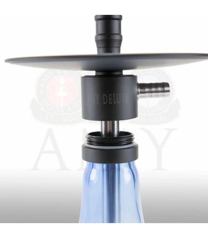 Amy Deluxe Alu Cone Mini shisha vaas en aansluiting close-up zwart goud