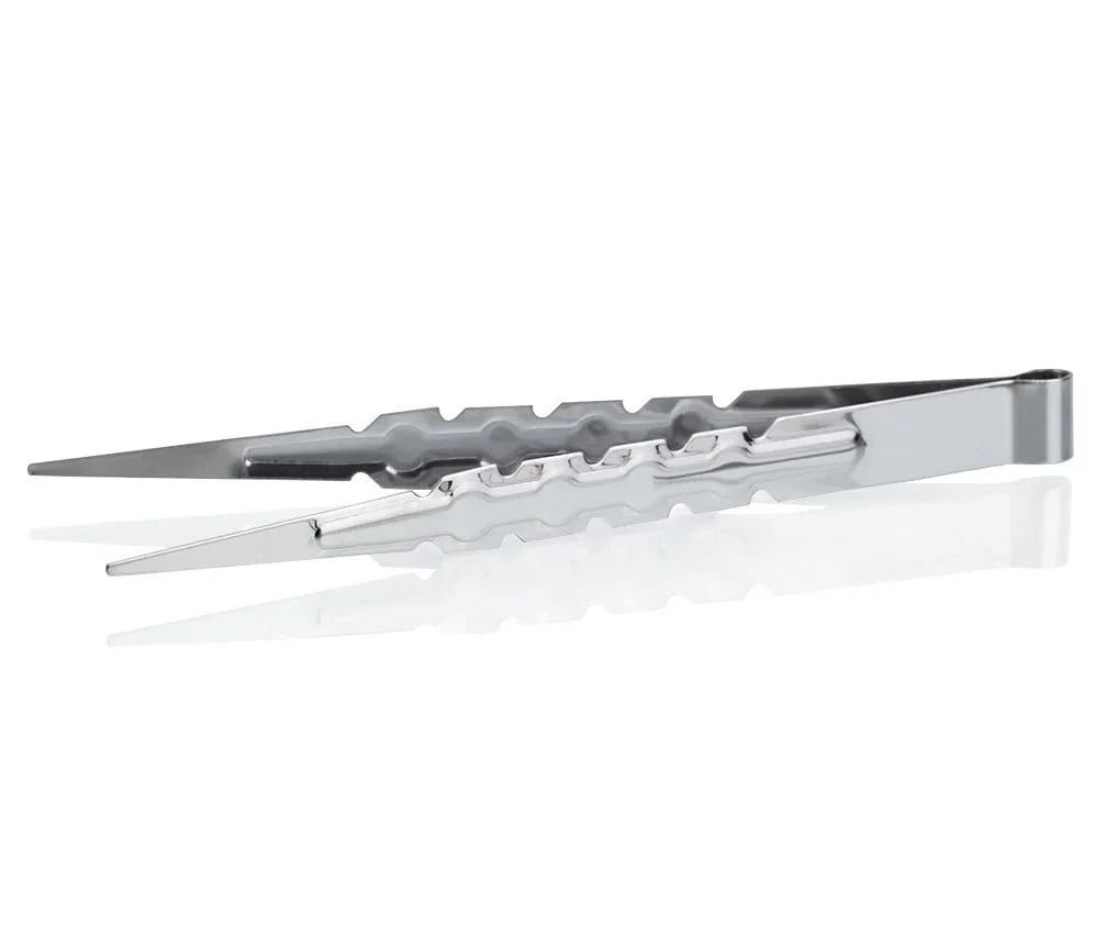 Amy Deluxe kolentang large voor waterpijp - kolen oppakken en breken