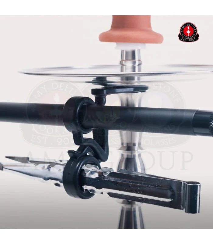 Amy Deluxe Mondstuk Houder zwart kunststof met drie rubberen openingen voor shisha mondstukken, bovenaanzicht