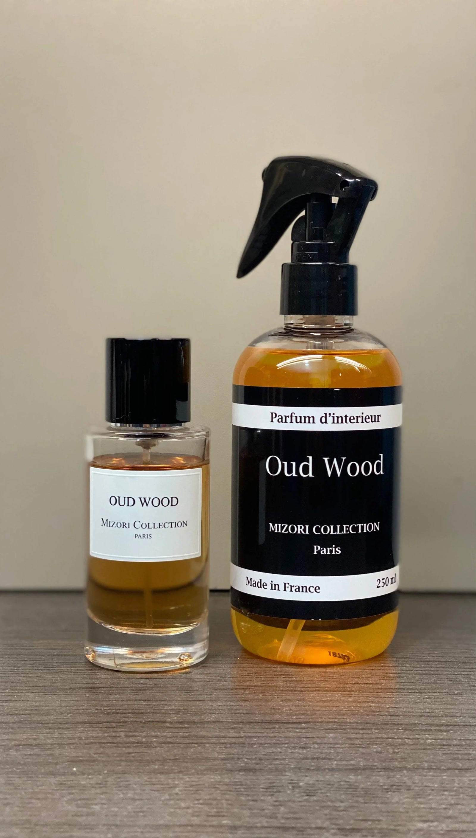 Oud Wood spray van Mizori Collection Paris 250 ml - interieurparfum voor woonkamer en slaapkamer