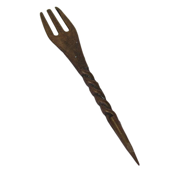 Shisha tabaksvork met folieprikker in antiek bronze afwerking op witte achtergrond